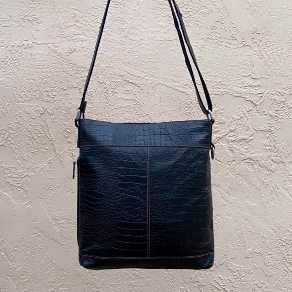 Leather Messenger Crossbody Bag